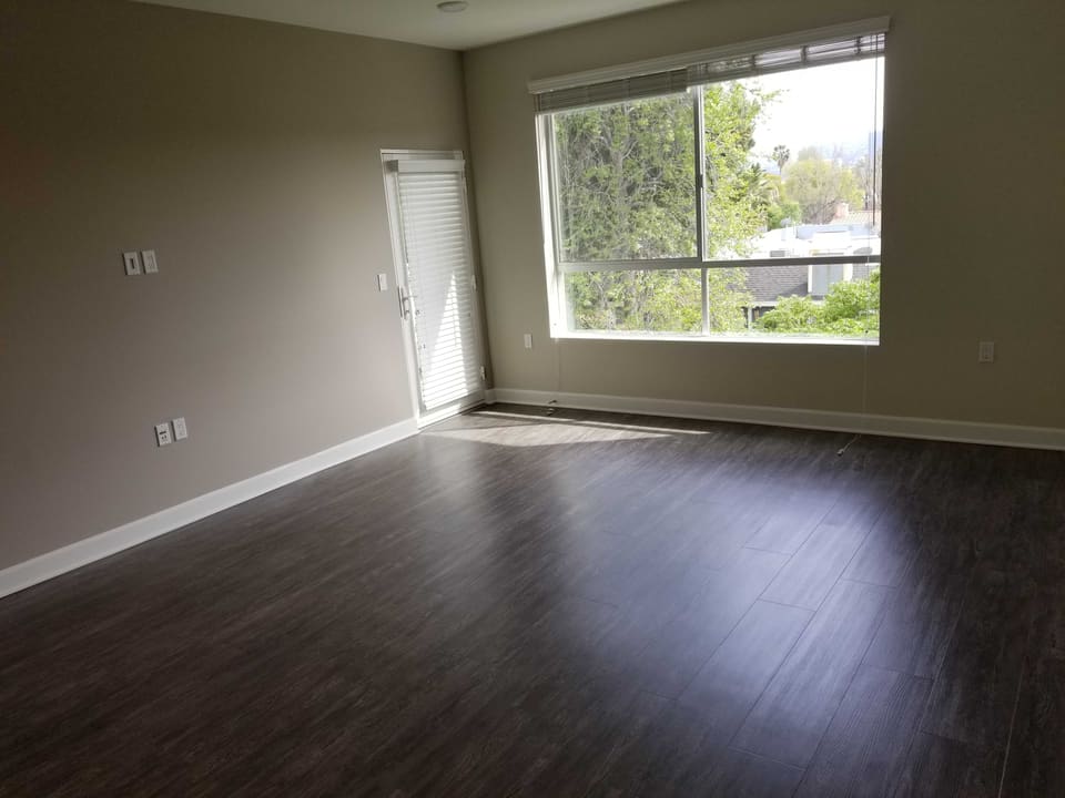 10909 Hartsook Street Unit 408