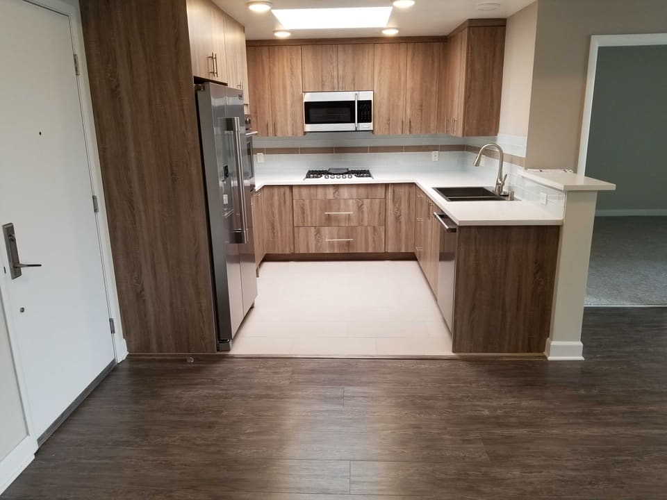 10909 Hartsook Street Unit 408
