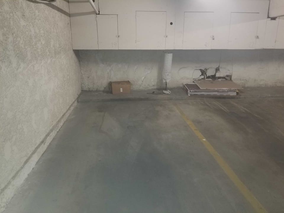 5055 Woodman Avenue Unit 210