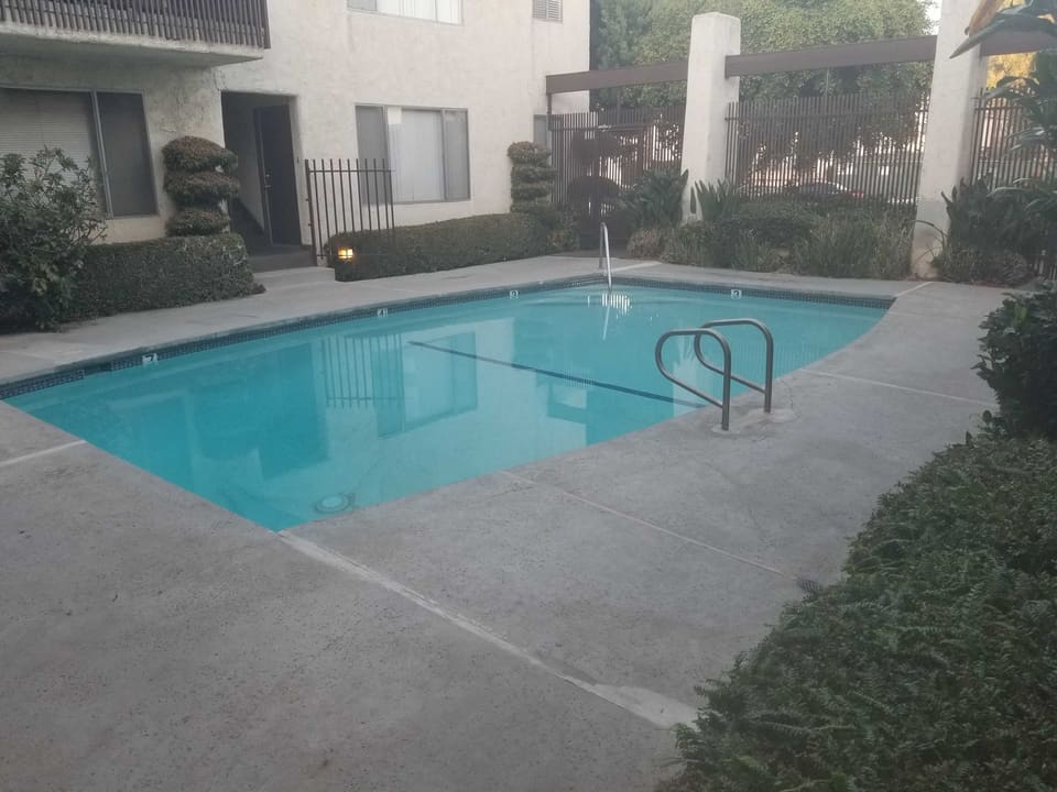5055 Woodman Avenue Unit 210