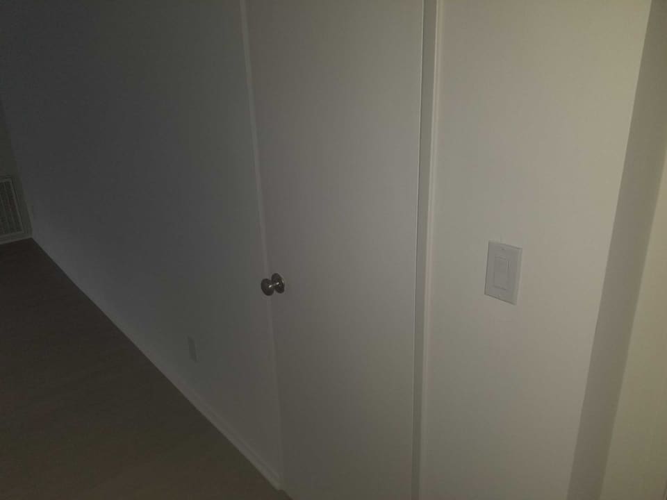 5055 Woodman Avenue Unit 210