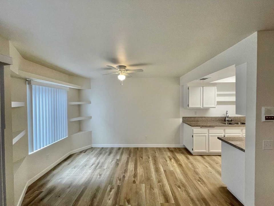 15010 Burbank Boulevard Unit 102
