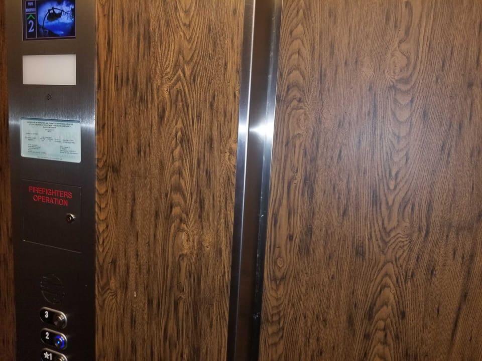 10128 Moorpark Street Unit 218