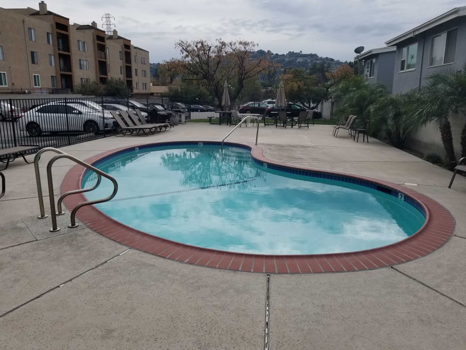 10128 Moorpark Street Unit 218
