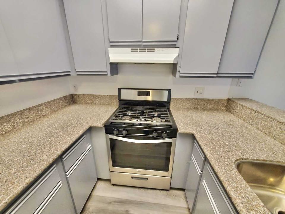 11469 Collins Street Unit 202