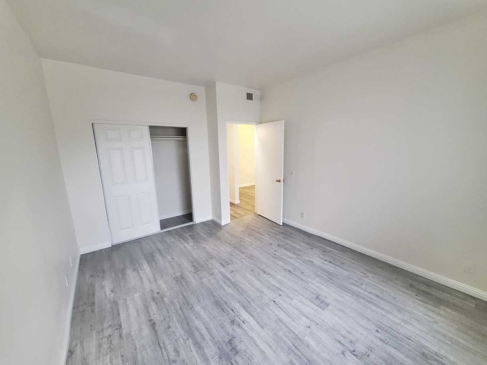 11469 Collins Street Unit 202