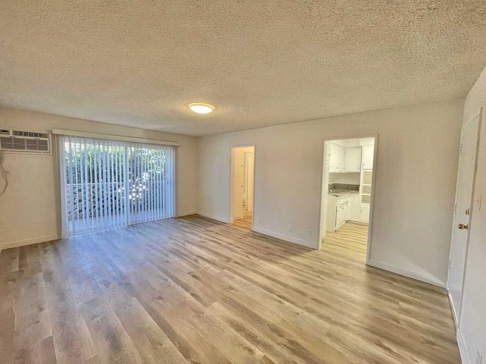 5443 Sepulveda Boulevard Unit 3