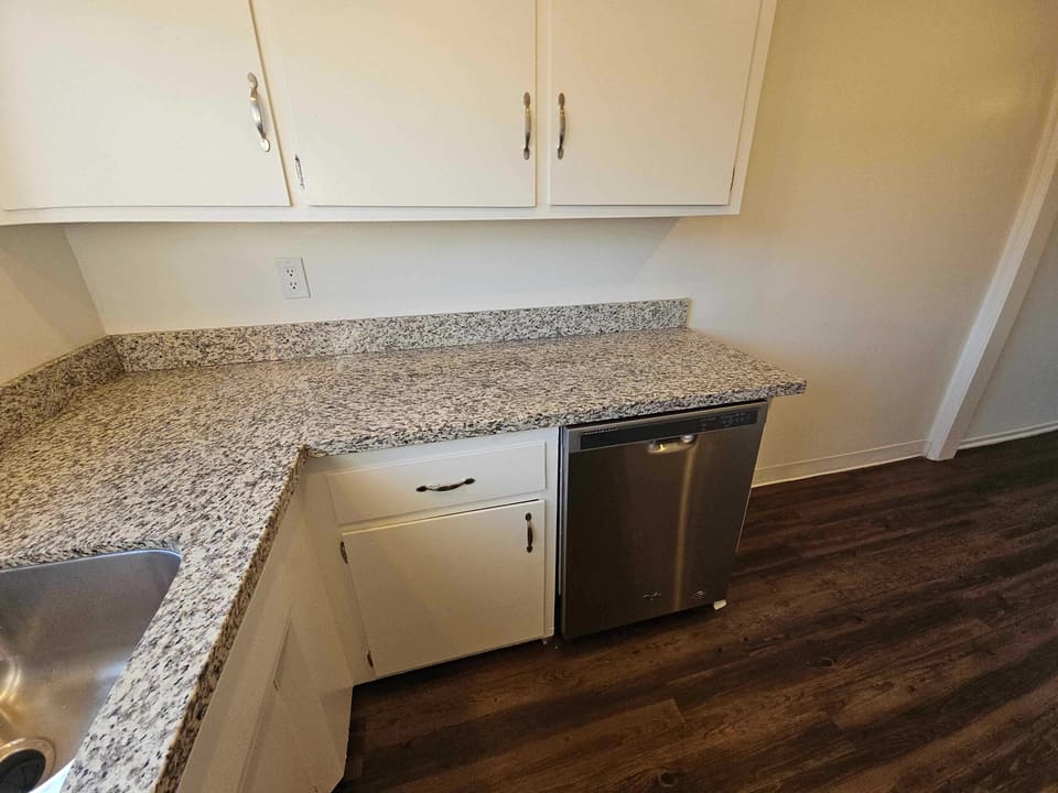 11849 Magnolia Boulevard Unit 19