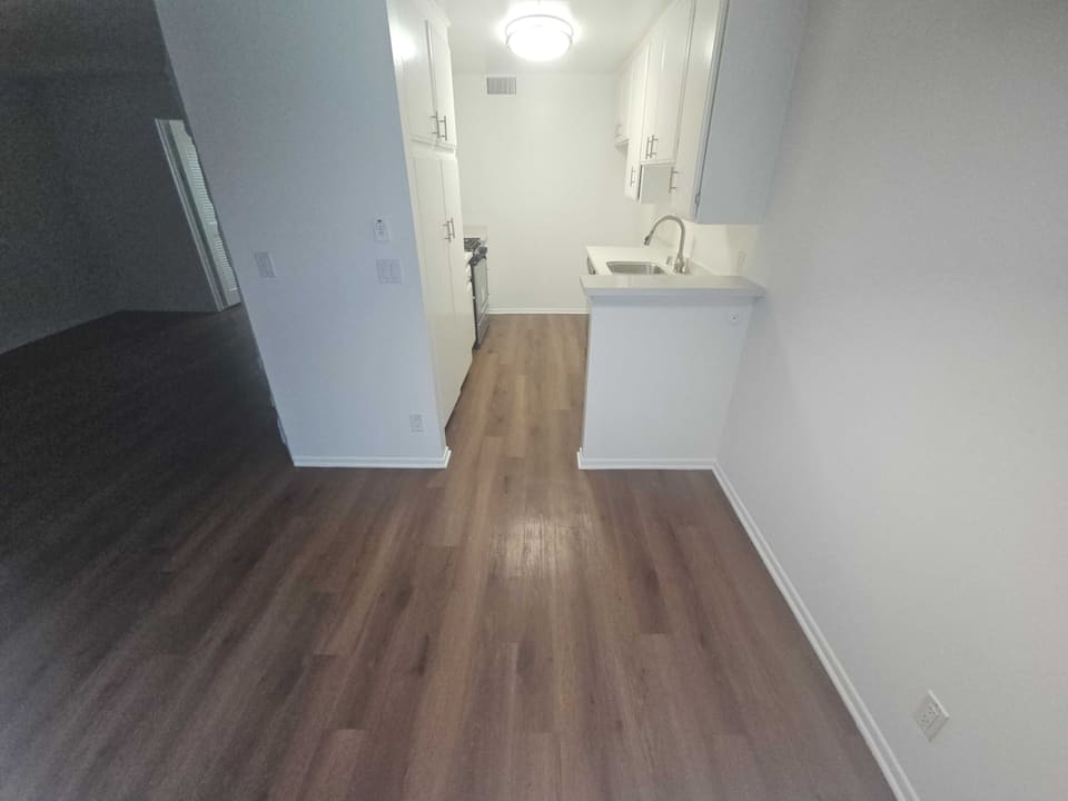 11835 Magnolia Boulevard Unit 108