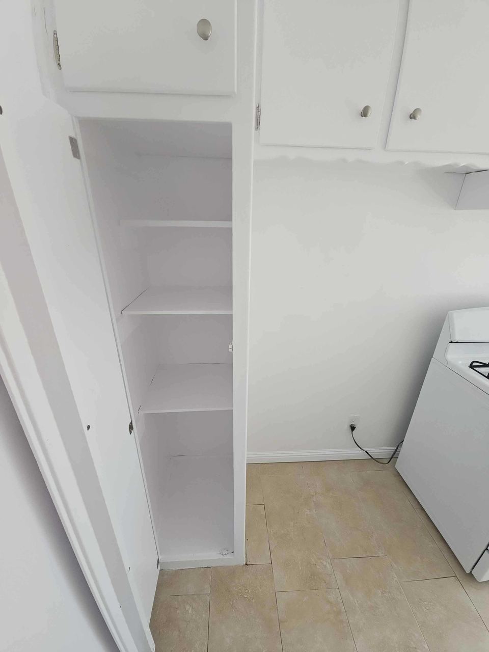 19415 Haynes Street Unit 5