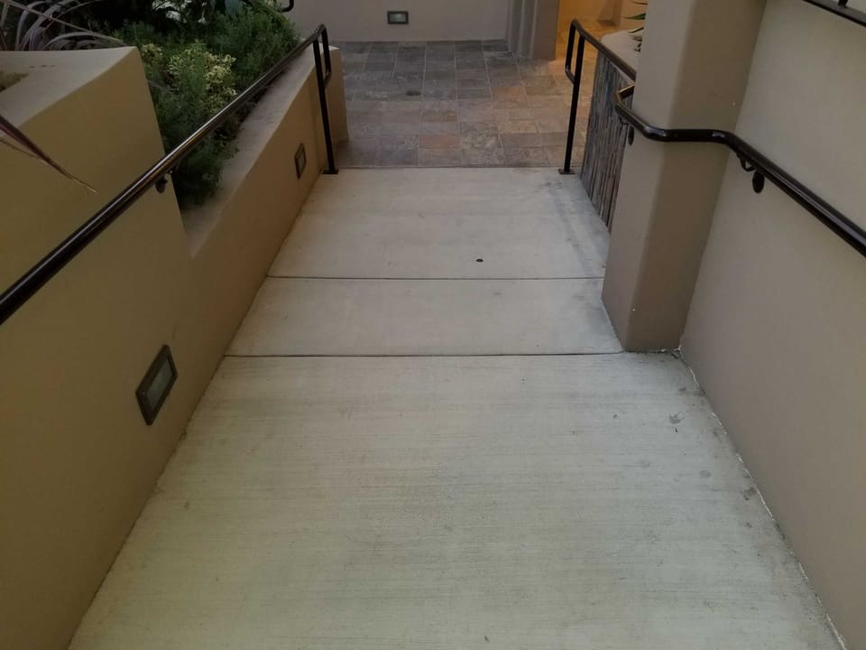 10960 Bloomfield Street Unit 206