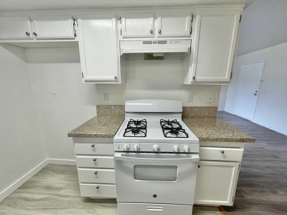 15010 Burbank Boulevard Unit 101