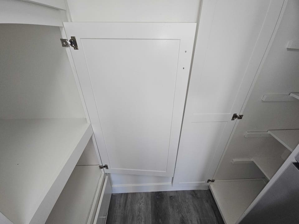 5055 Woodman Avenue Unit 208