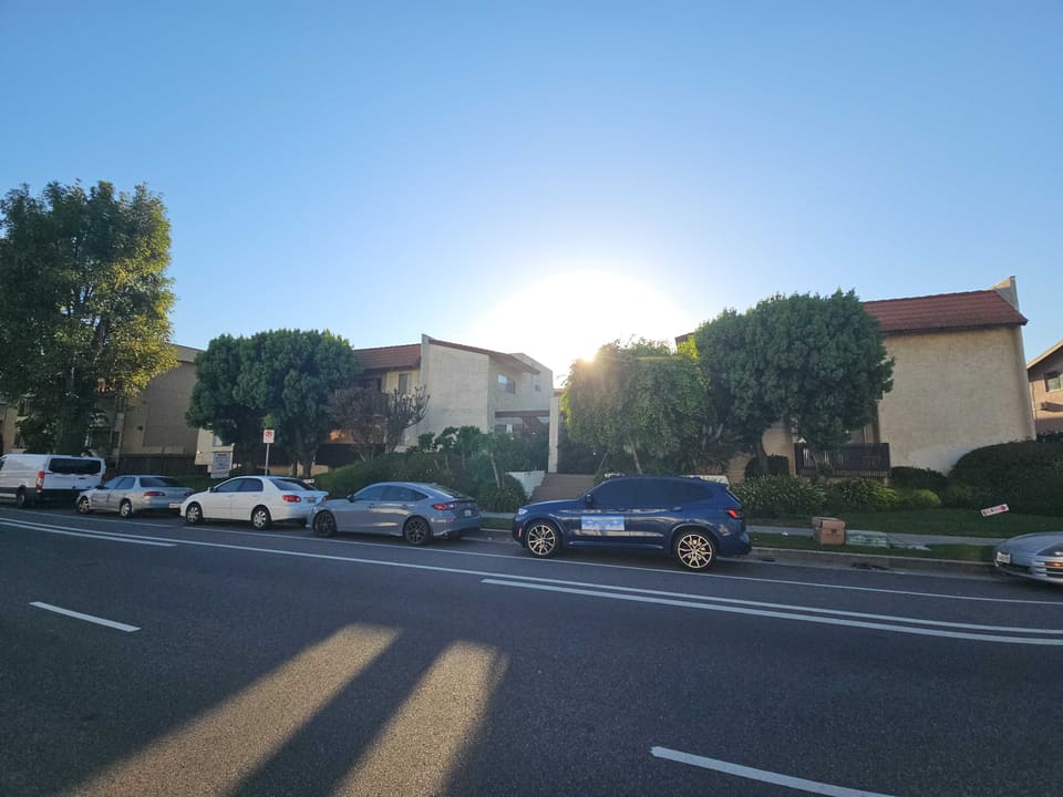 5055 Woodman Avenue Unit 208