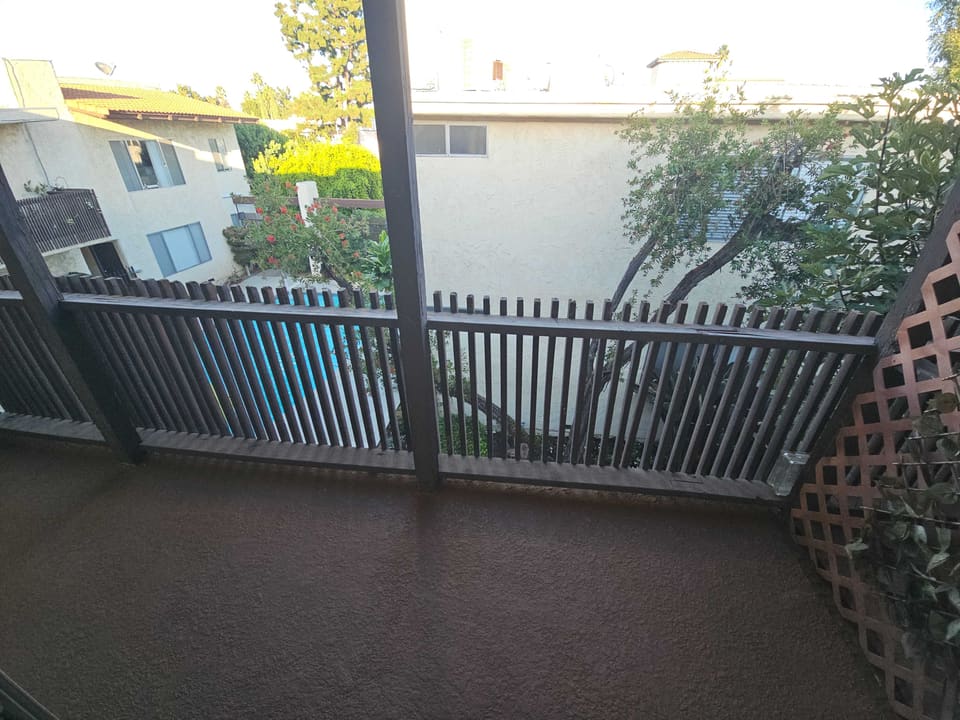5055 Woodman Avenue Unit 208