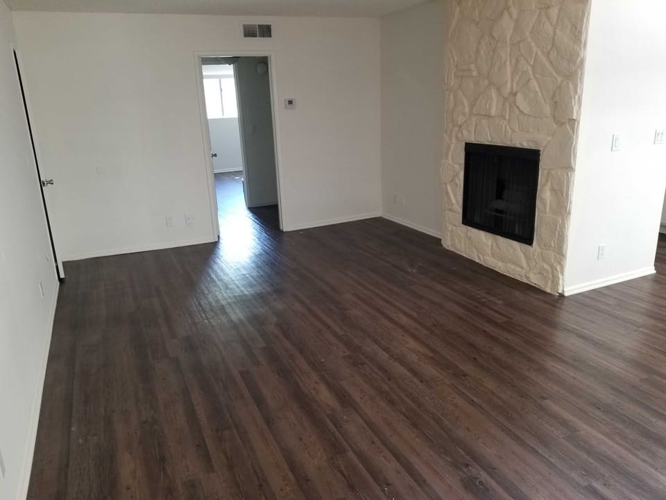 4637 Coldwater Canyon Avenue Unit 105