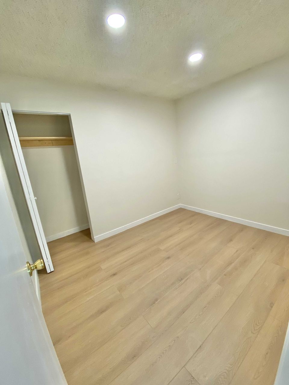 6049 Whitsett Avenue Unit 208