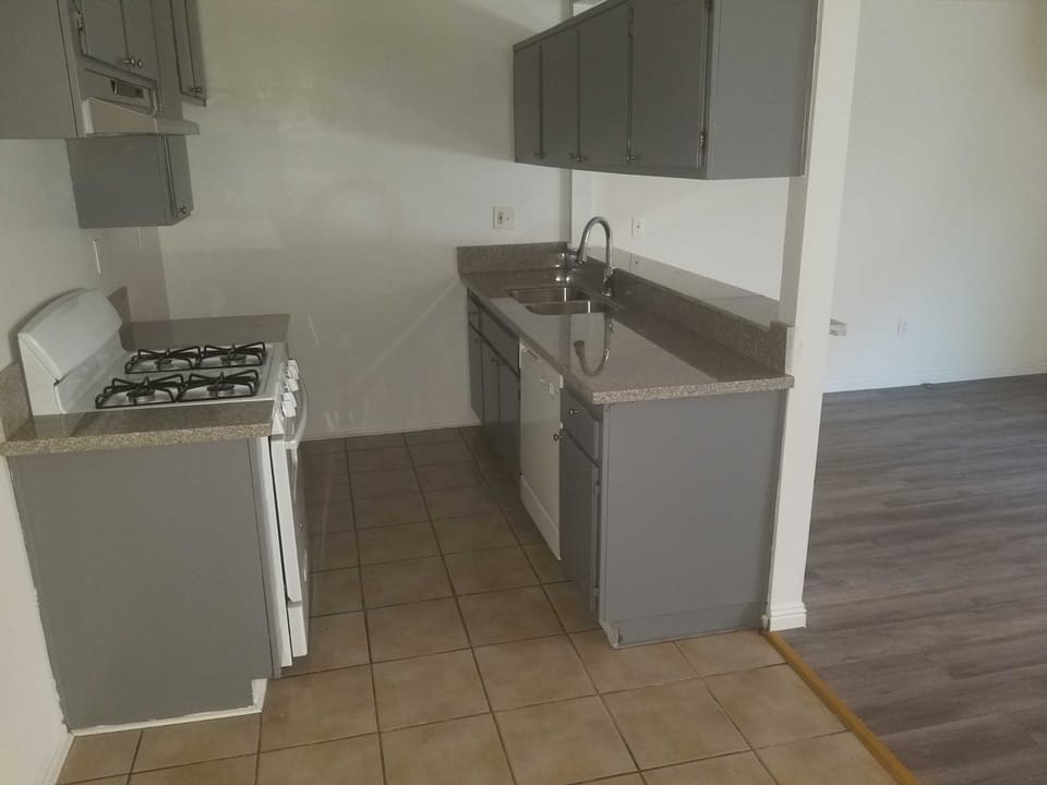 5471 Kester Avenue Unit 103