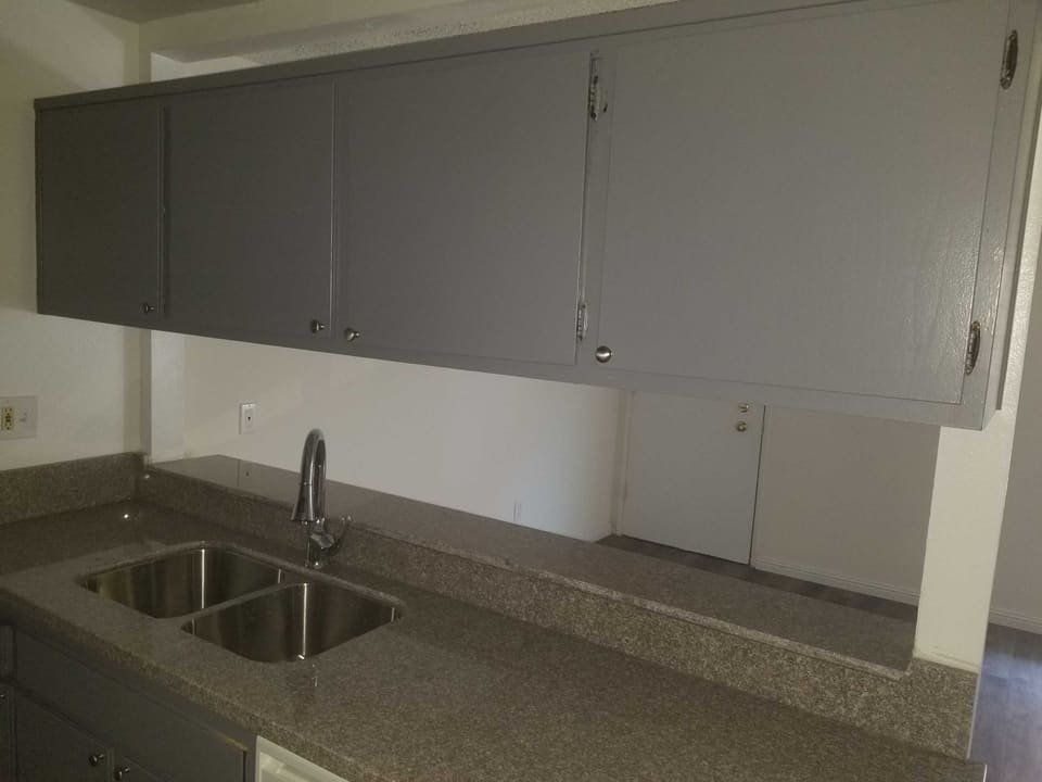 5471 Kester Avenue Unit 103