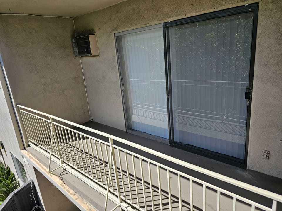 11839 Magnolia Boulevard Unit 26