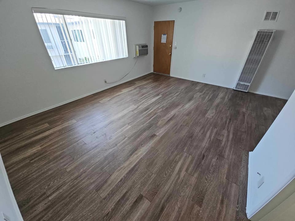 6215 Fulton Avenue Unit 12