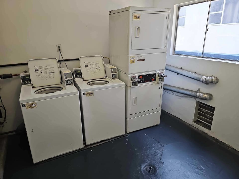 6215 Fulton Avenue Unit 12