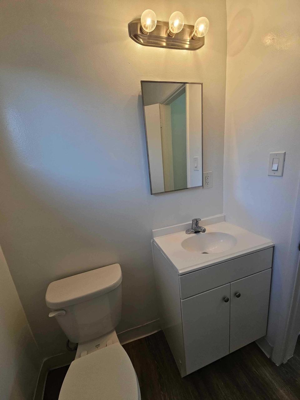 6215 Fulton Avenue Unit 12