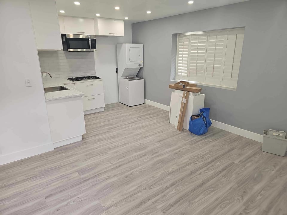 9436 Glade Avenue Unit ADU