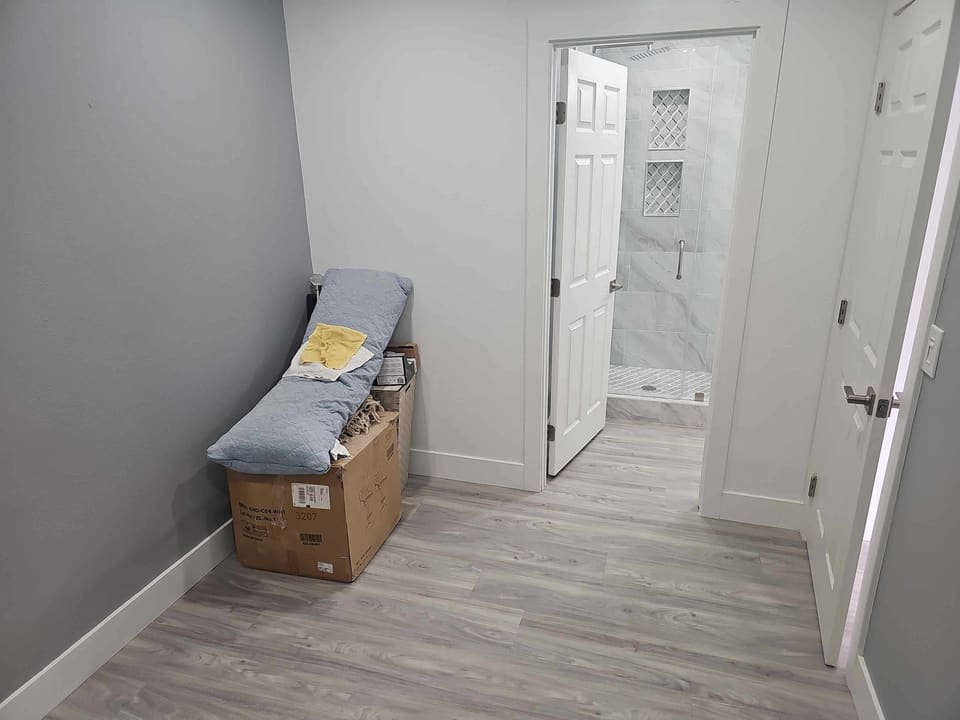 9436 Glade Avenue Unit ADU