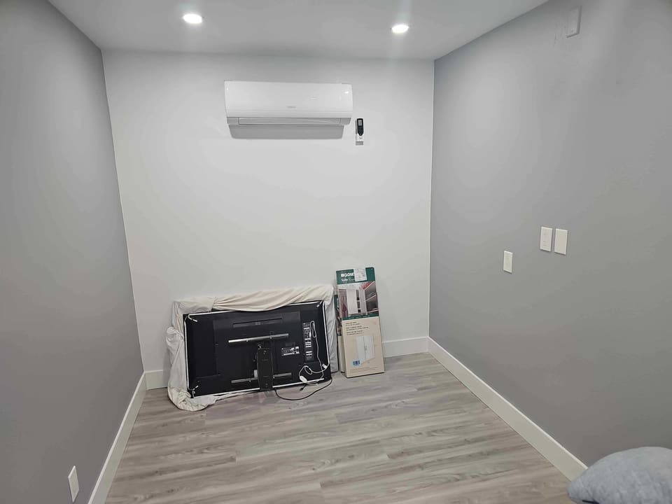 9436 Glade Avenue Unit ADU