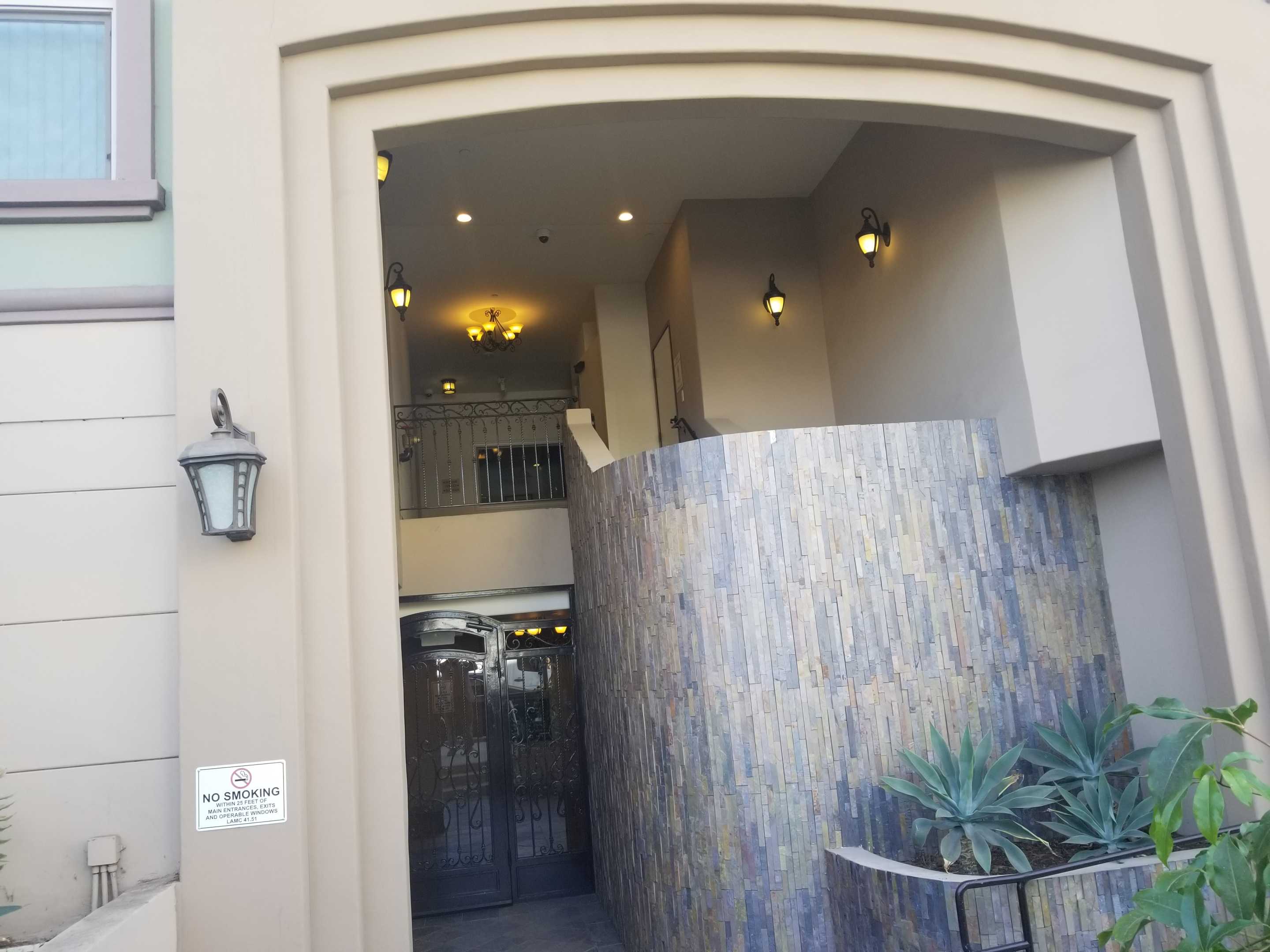 10960 Bloomfield Street Unit PH-4