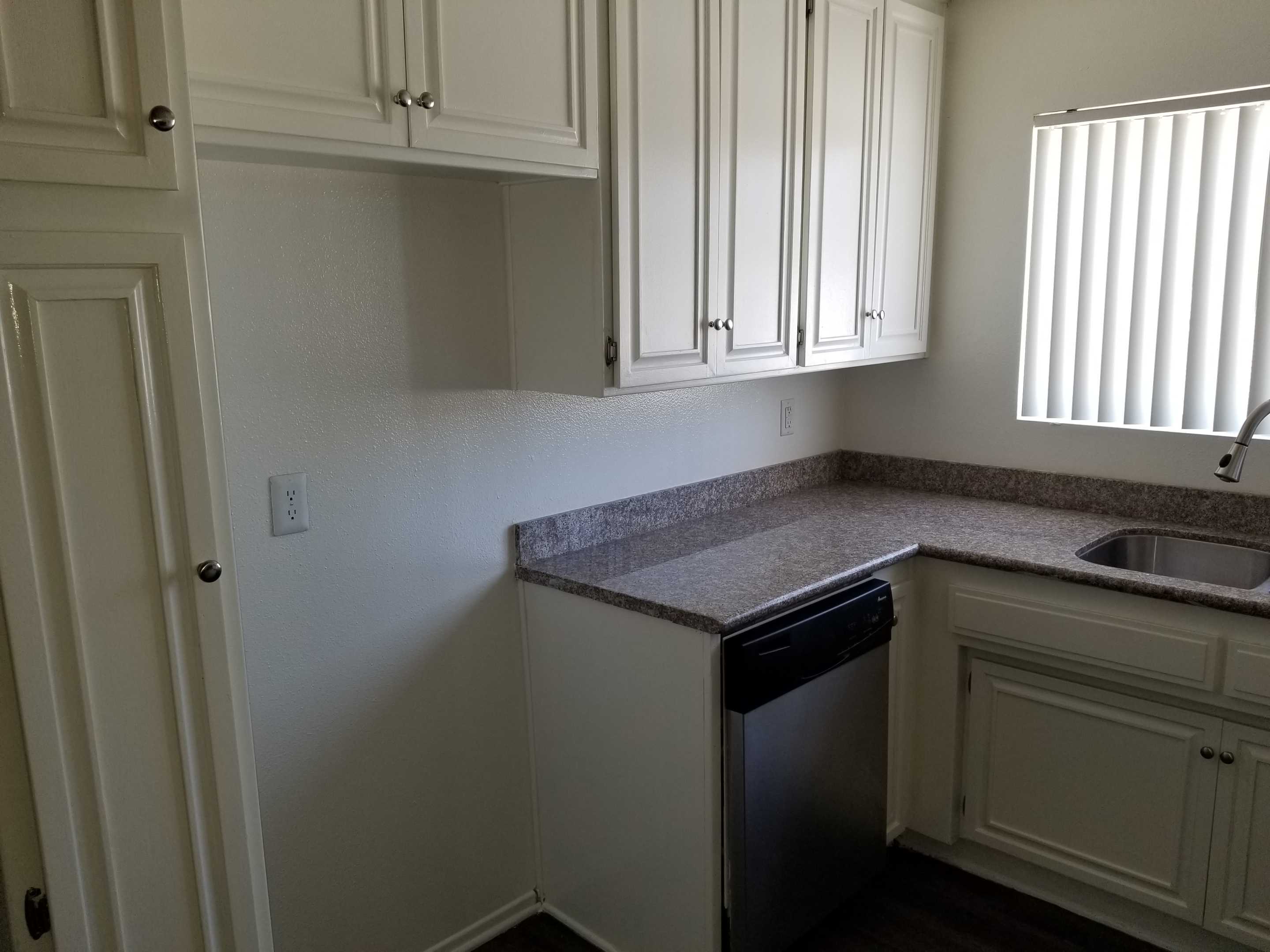 19129 Sherman Way Unit 212