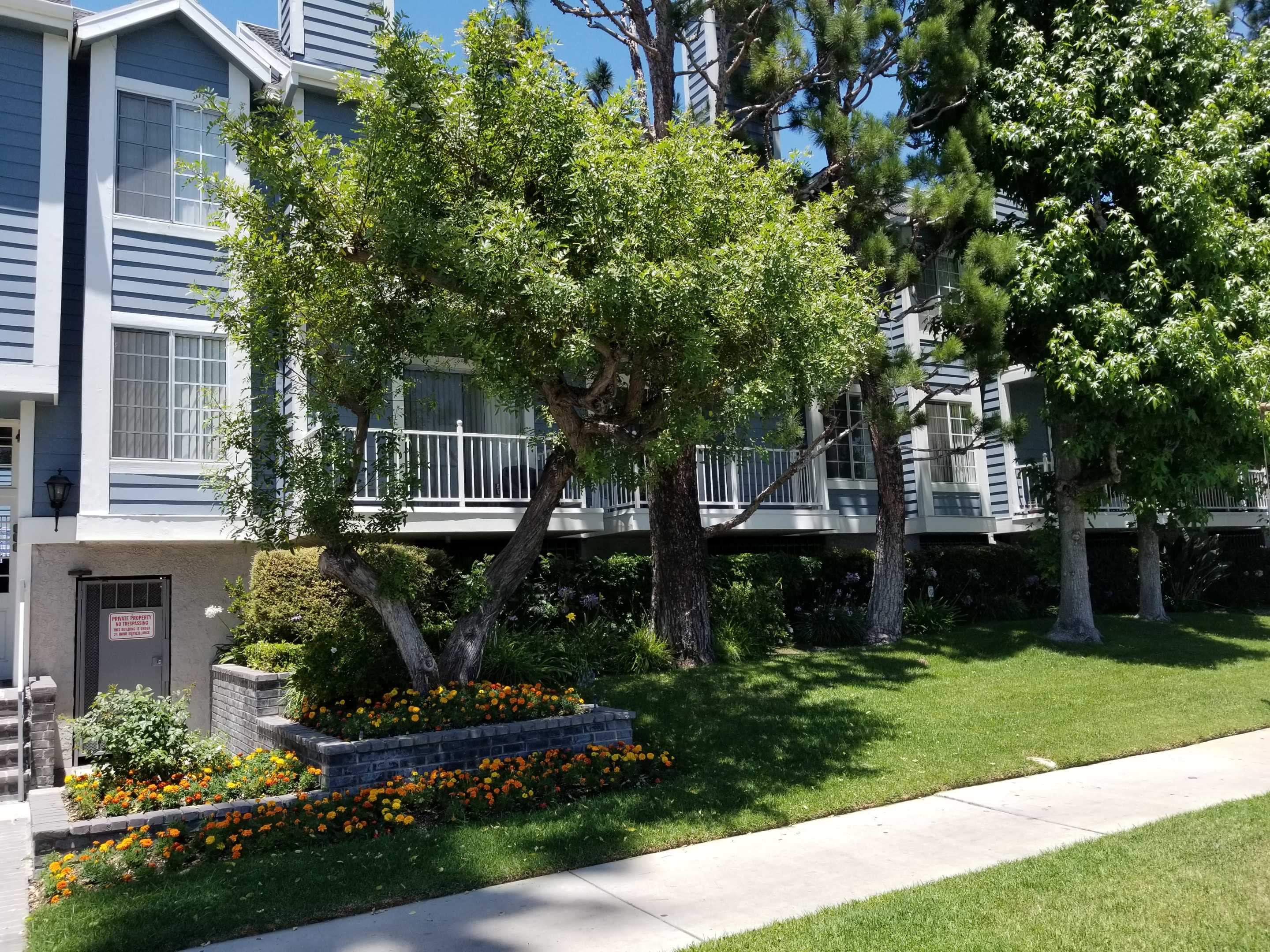 19129 Sherman Way Unit 212