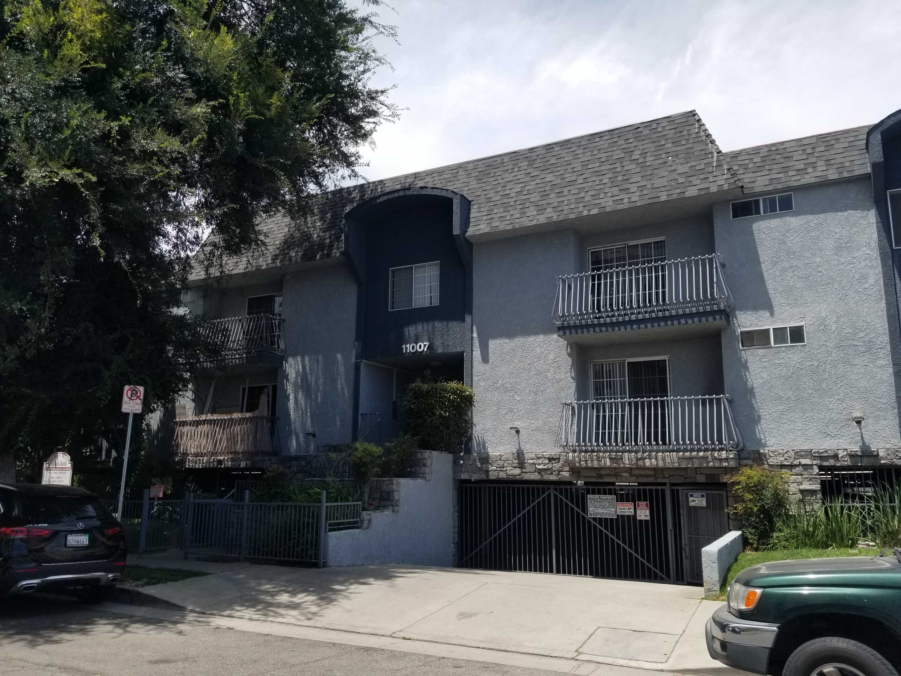 11007 Hartsook Street Unit 208