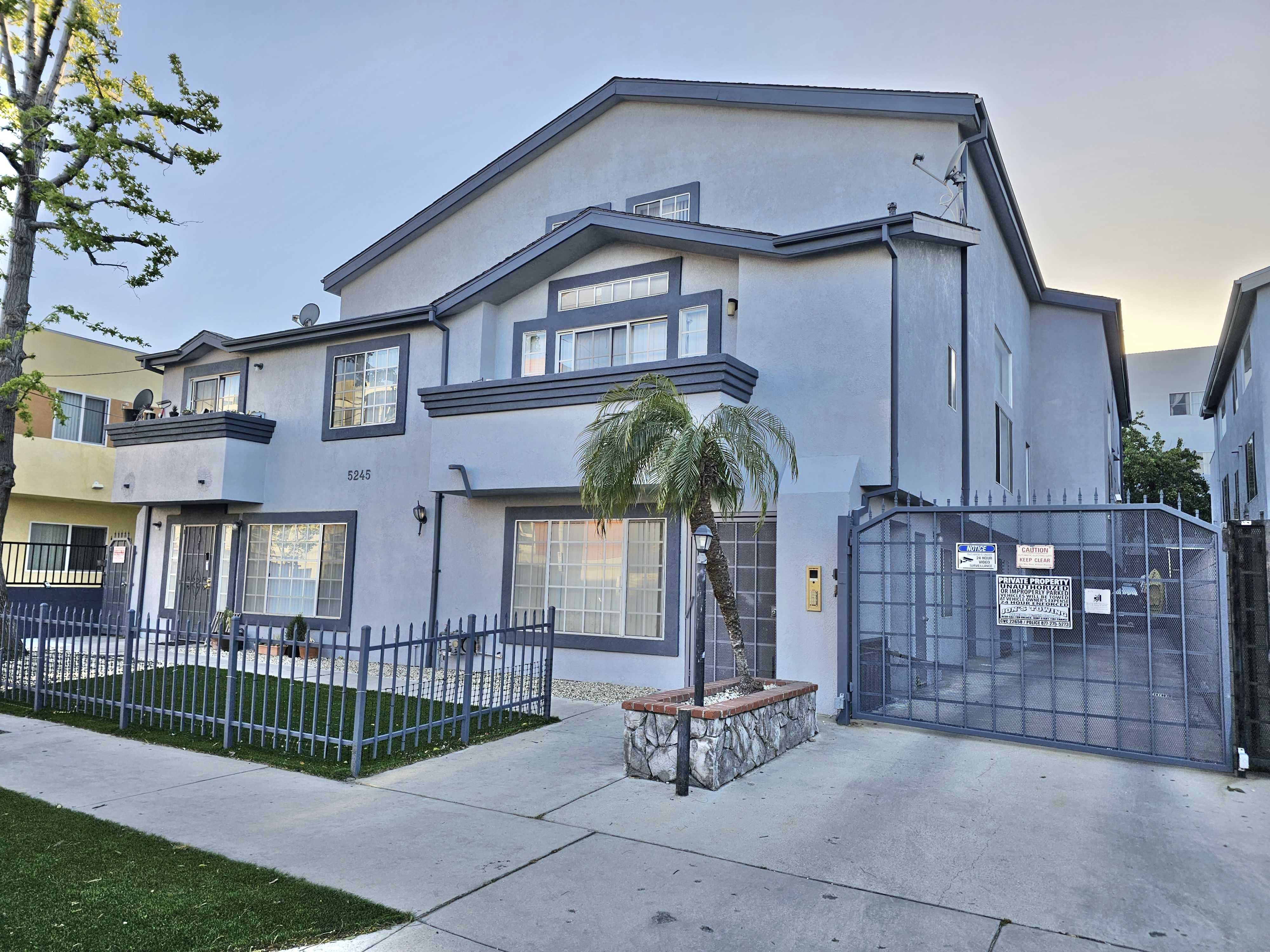 5255 Riverton Avenue Unit 102