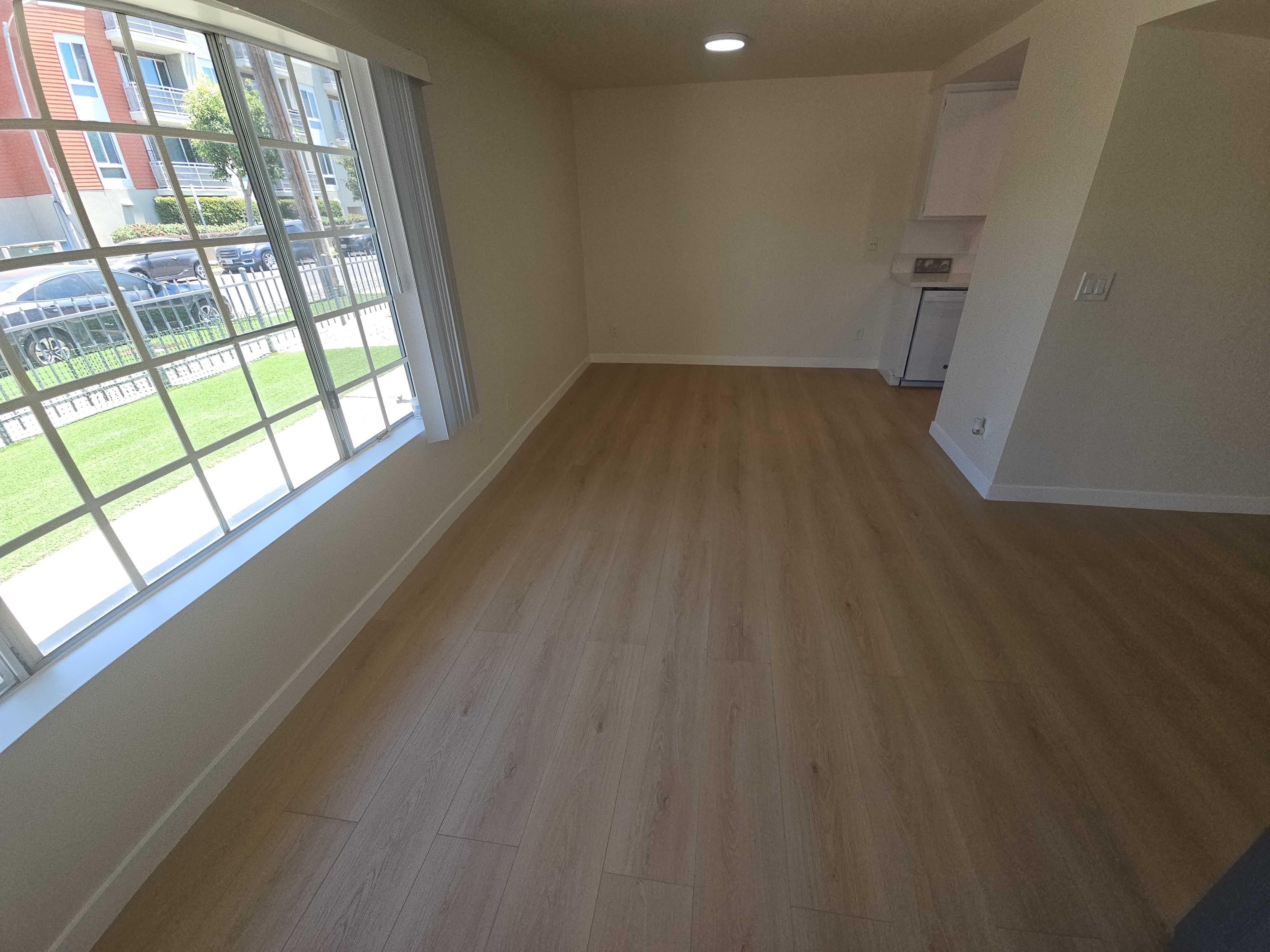 5255 Riverton Avenue Unit 102