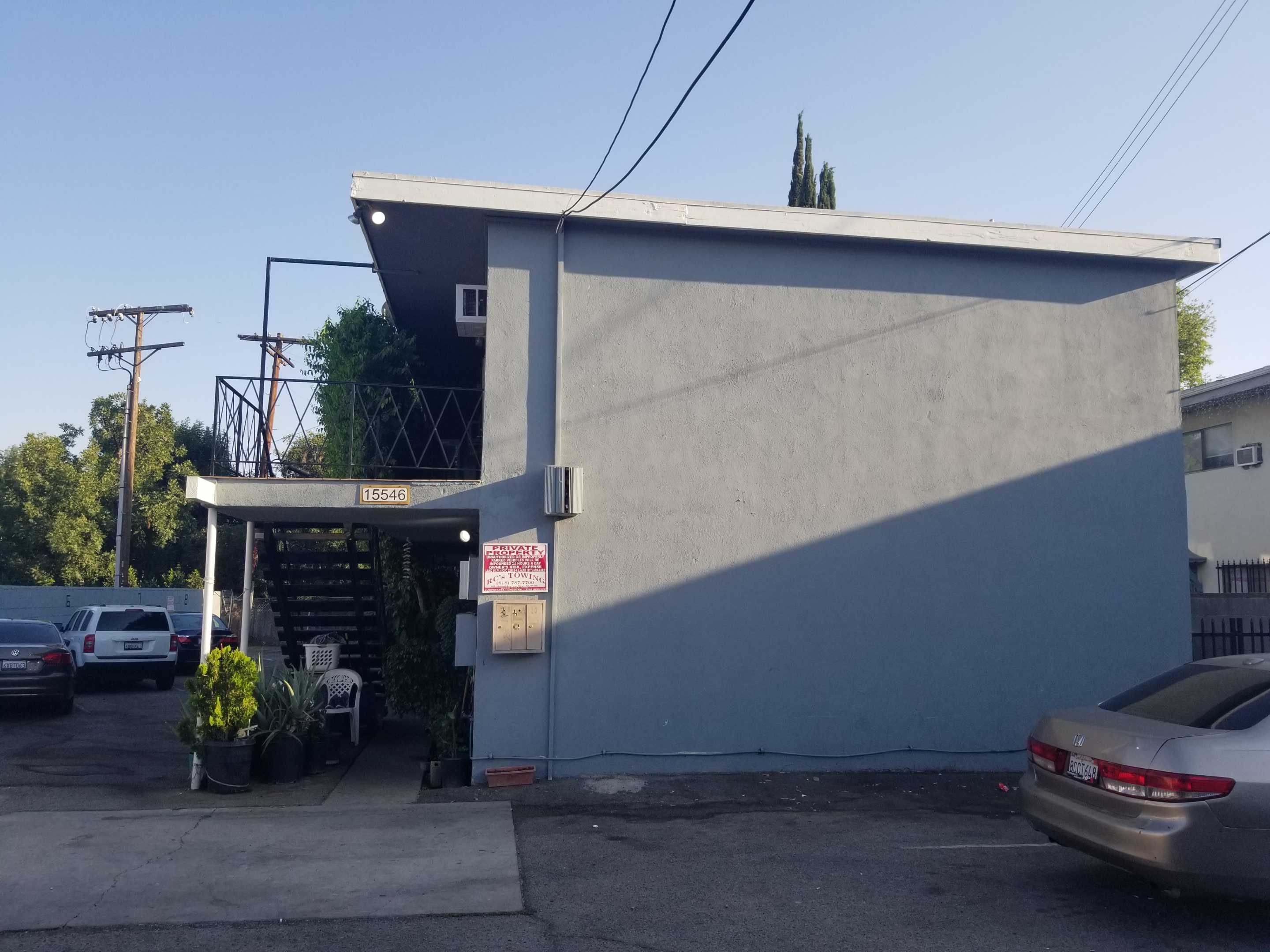 15556 Vanowen Street Unit 8