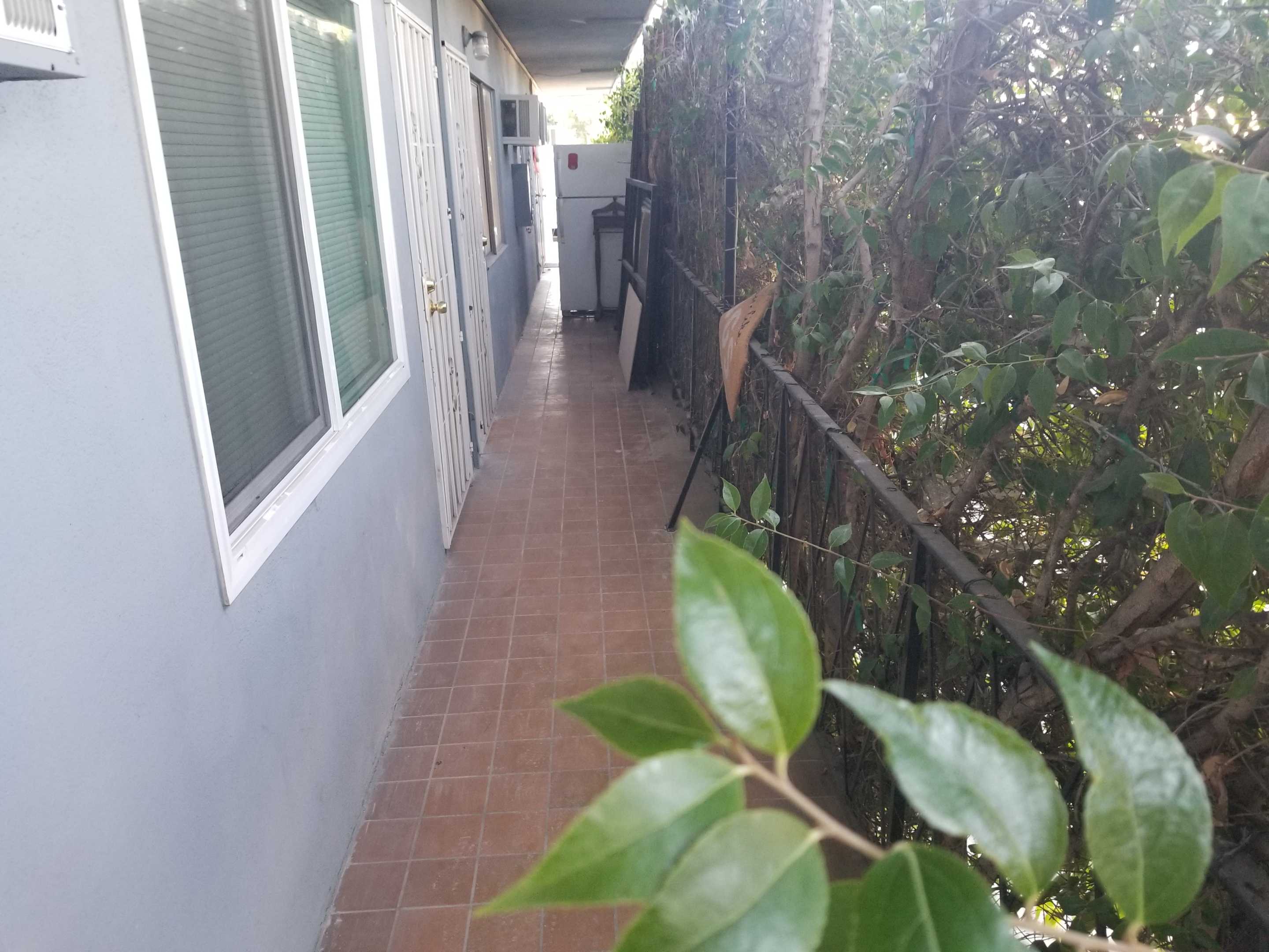 15556 Vanowen Street Unit 8
