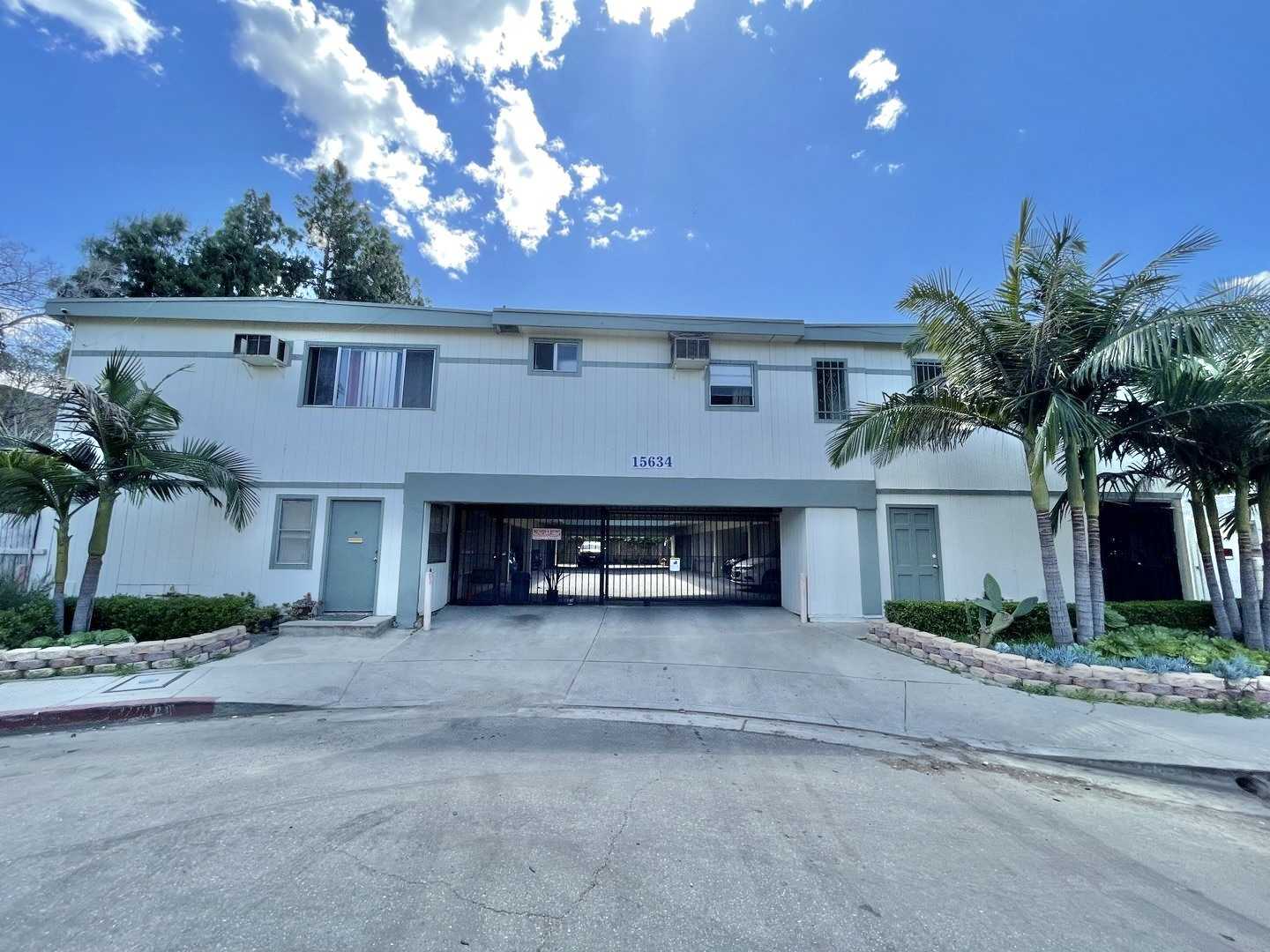 15644 Leadwell Street Unit 9