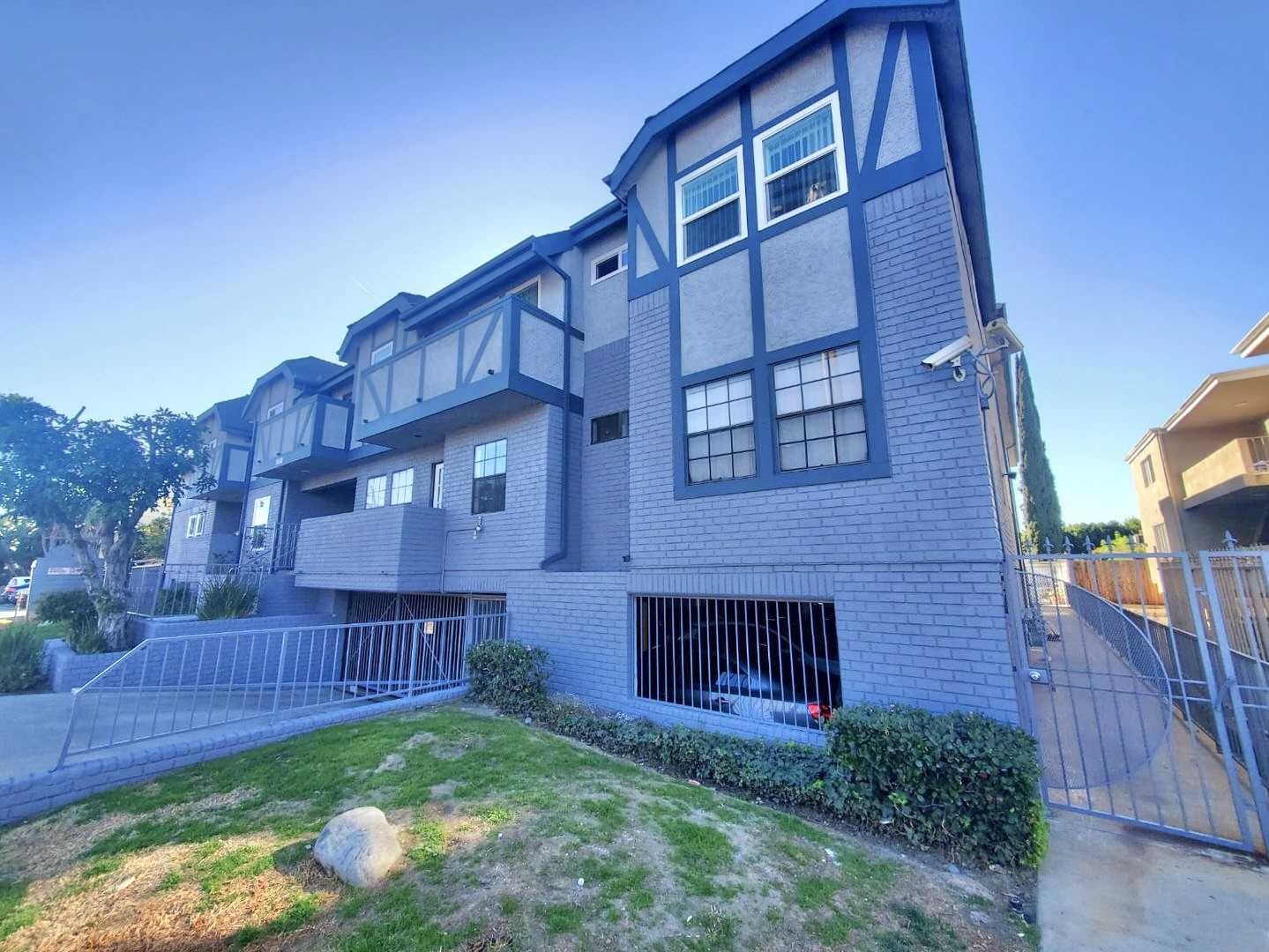 15010 Burbank Boulevard Unit 102