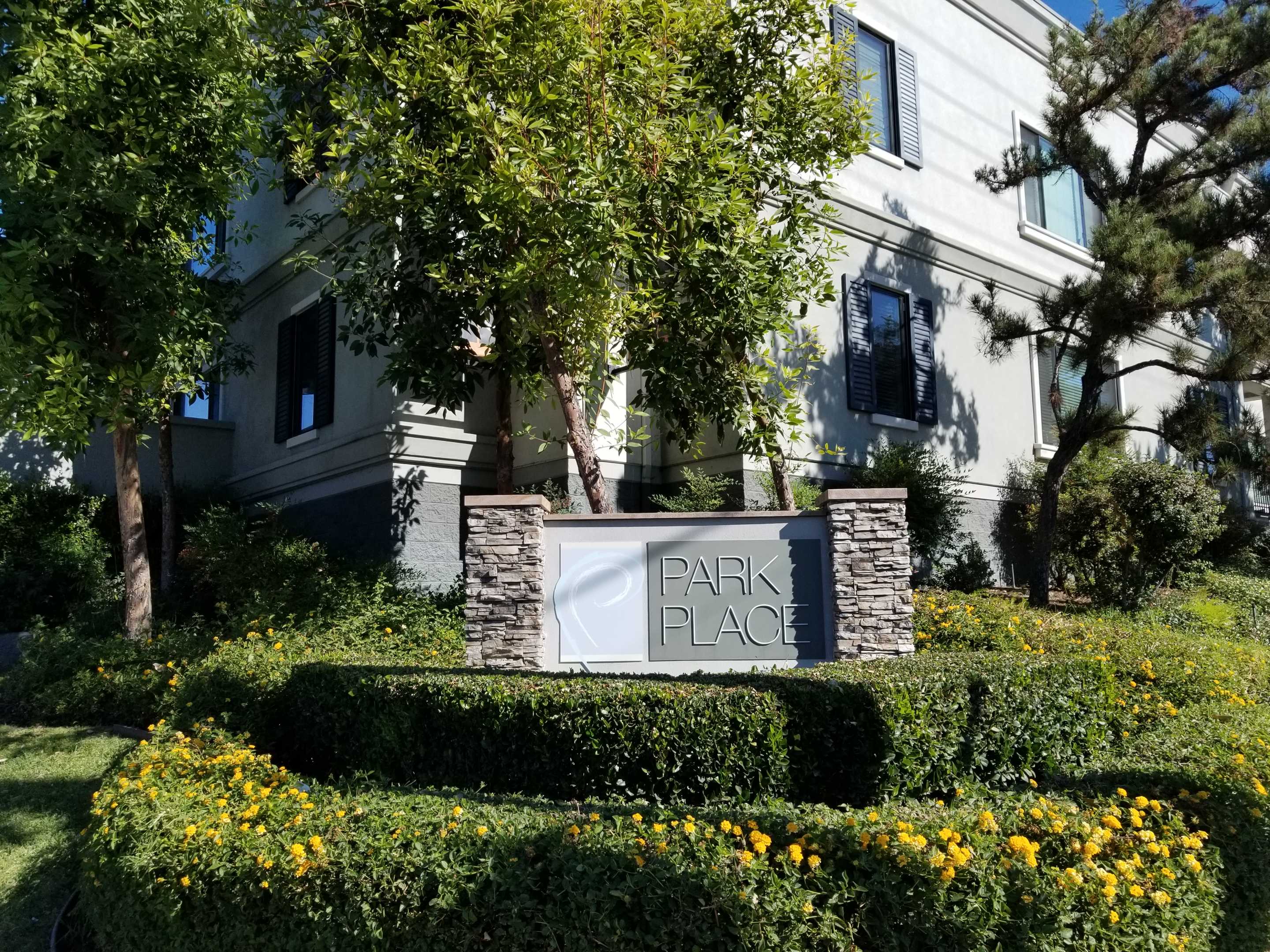 8710 De Soto Avenue Unit 123