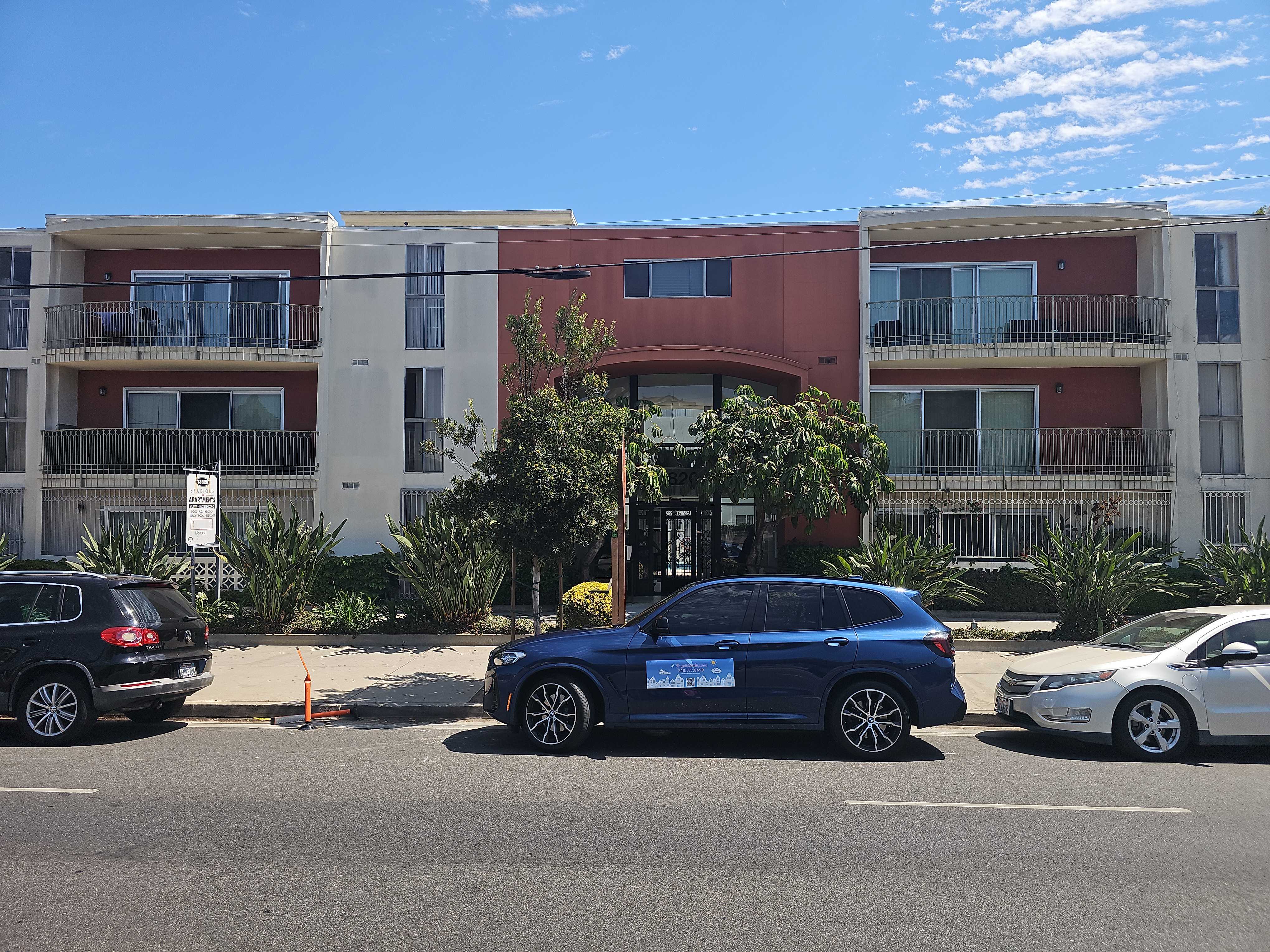 13820 Victory Boulevard Unit 304