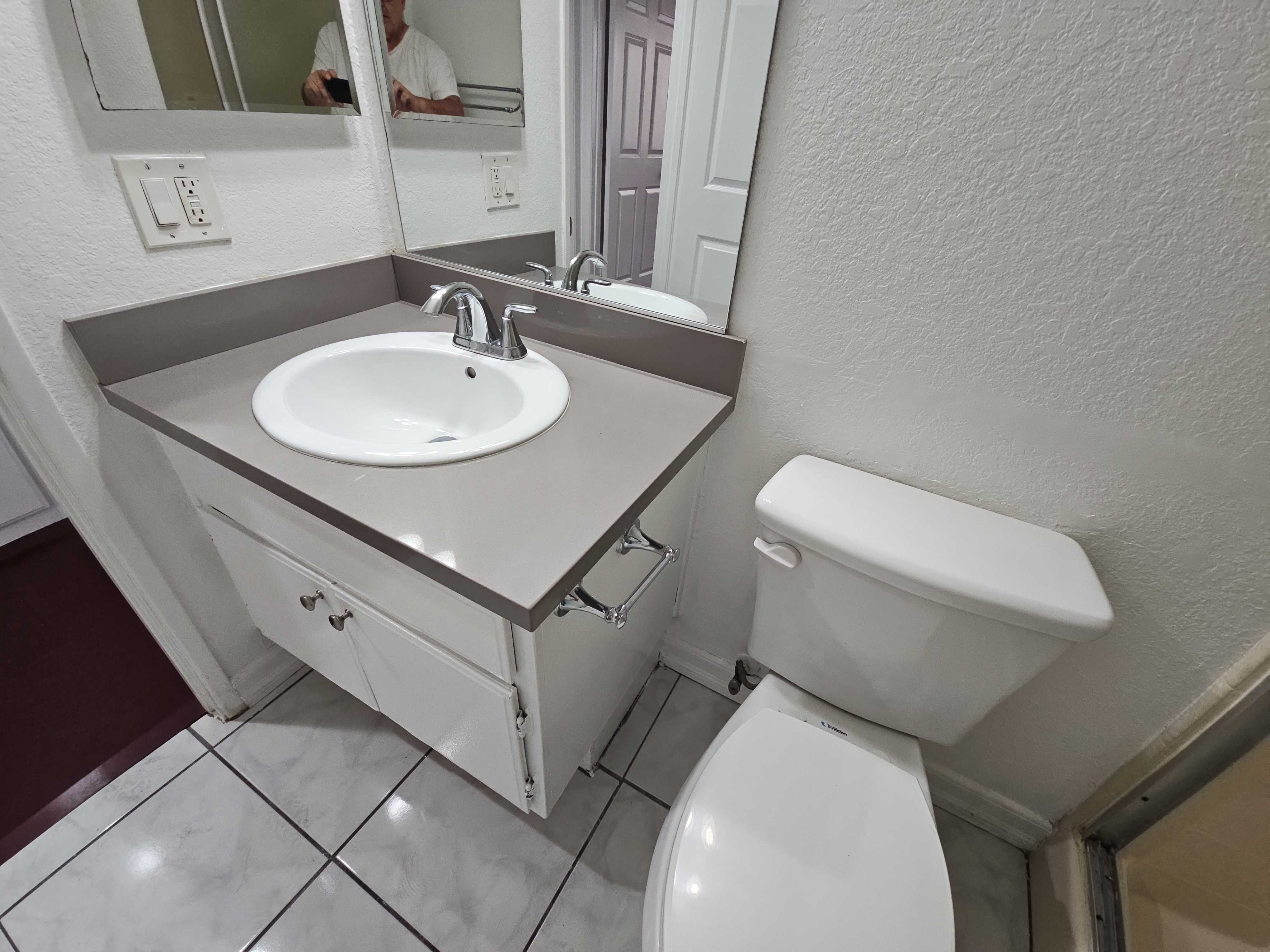 4122 Tujunga Avenue Unit 105