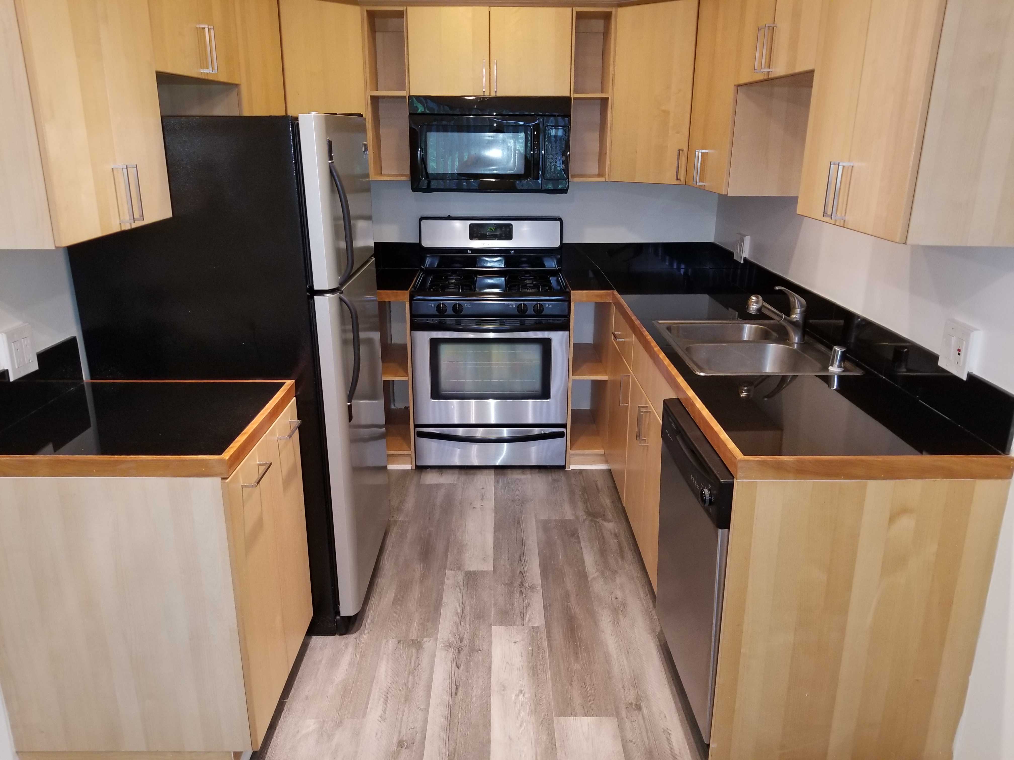 5302 Comercio Lane Unit 5 · Photo 1