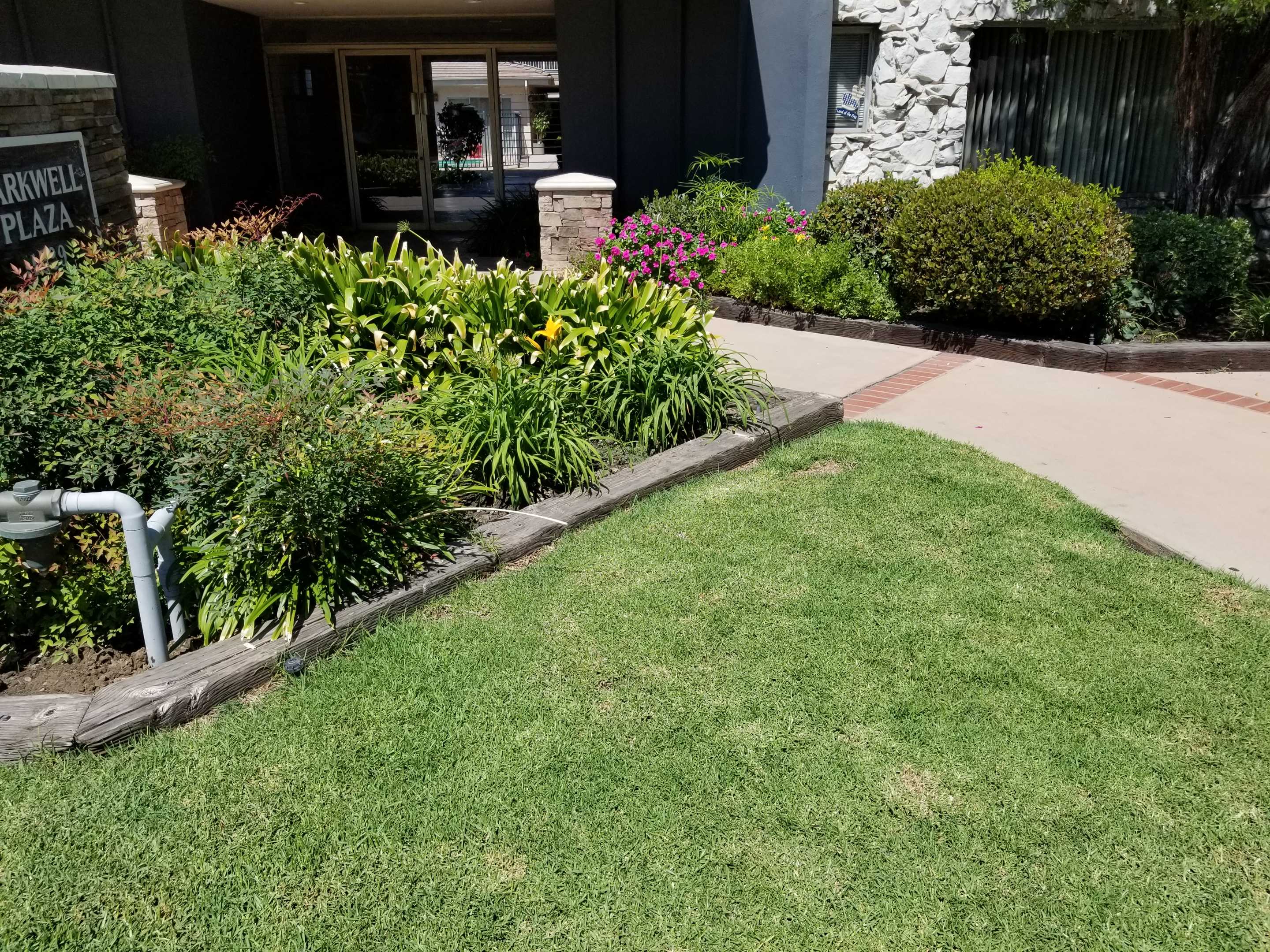 11849 Magnolia Boulevard Unit 9