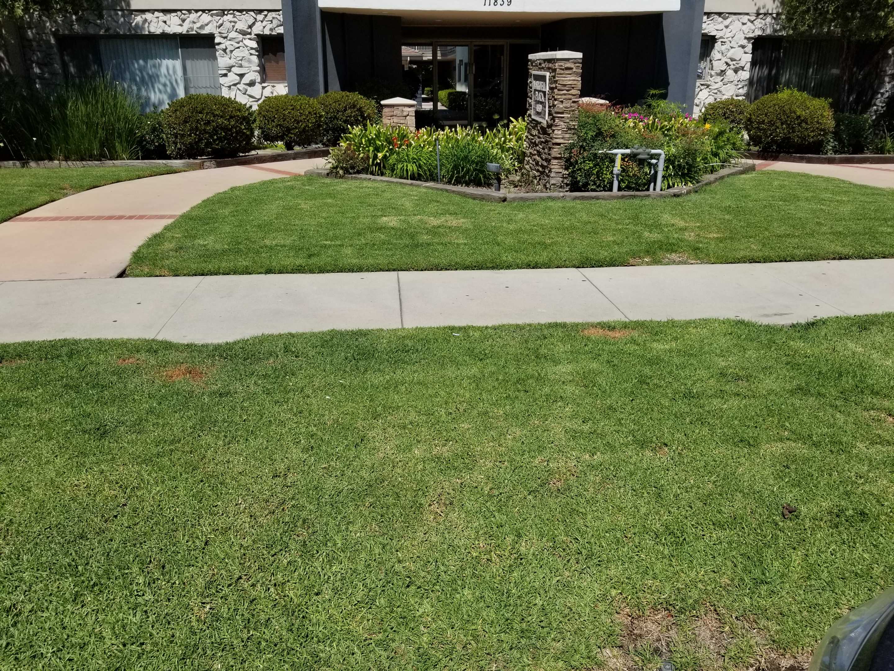 11849 Magnolia Boulevard Unit 9