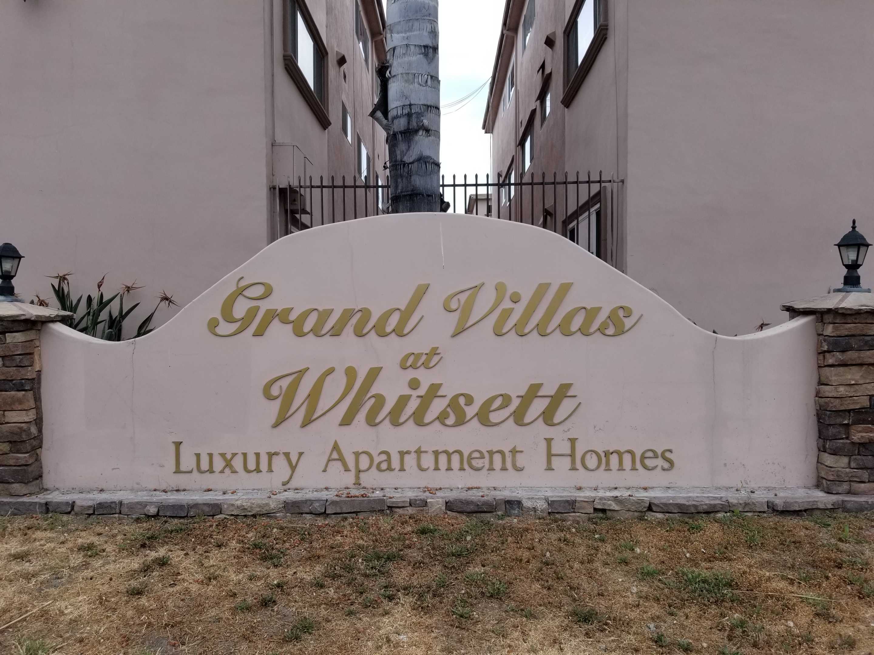 6049 Whitsett Avenue Unit 102