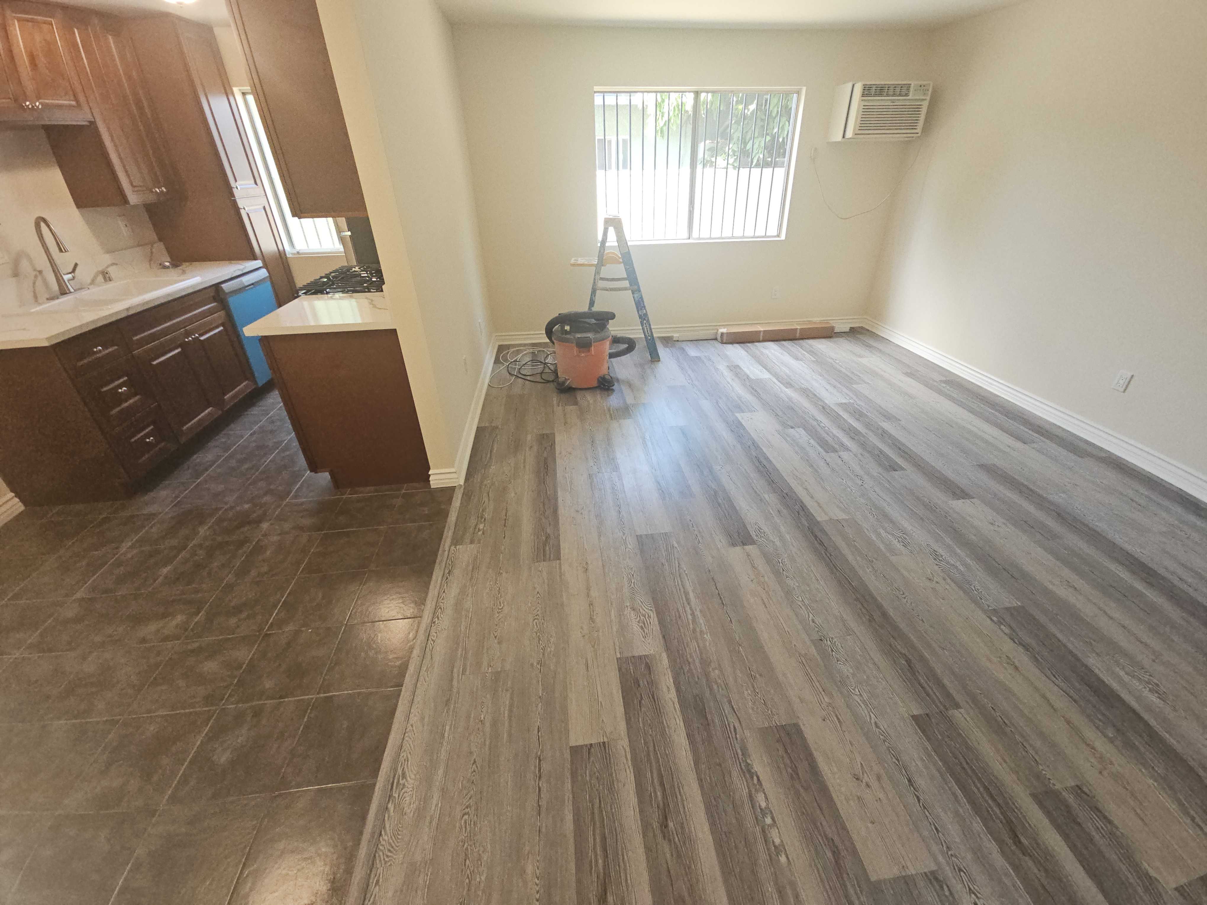6470 Mammoth Avenue Unit 104