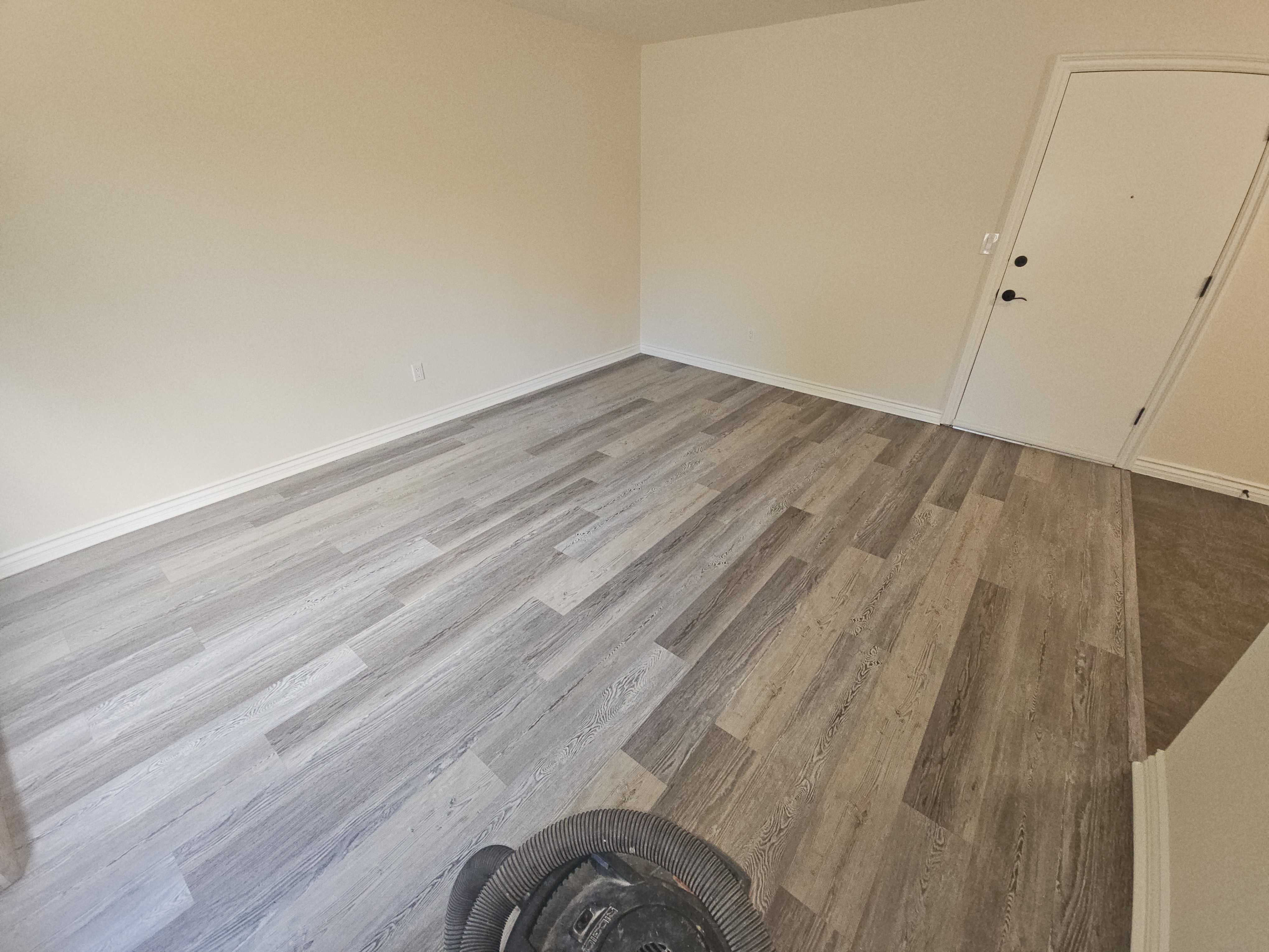 6470 Mammoth Avenue Unit 104