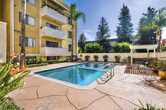 17859 Margate Street Unit 202